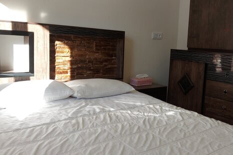 آپارتمان مبله دوخواب دهکده برفی در دیزین