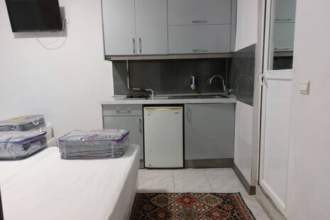 سوئیت (5نفره) در مسافرخانه مشهد