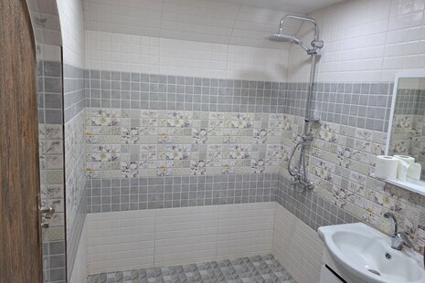 خانه باغ سنتی دوتخت 1 در بومگردی کاشان