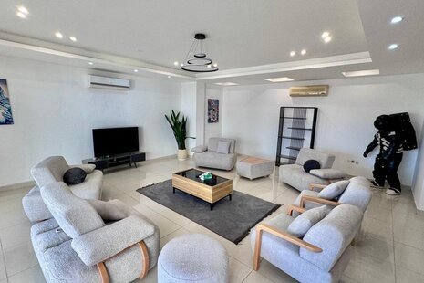 ویلا مبله جکوزی دار چهارخواب پنت فضایی در کیش