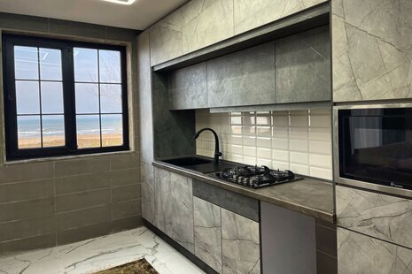 آپارتمان سه خواب مبله ساحلی روما در بندر انزلی