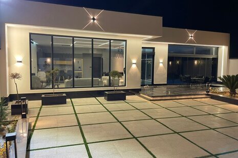 ویلا دوخواب استخردار مبله صدف در چهارباغ