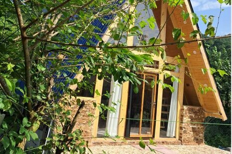 کلبه سوئیسی مبله تکخواب شریف در کتالم و سادات شهر