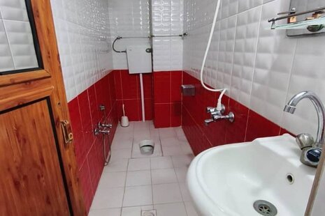 واحد تکخواب 4 نفره نگین در هتل آپارتمان سرعین