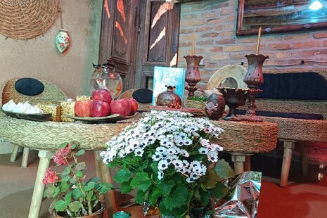 اتاق خاتون در اقامتگاه بومگردی داران