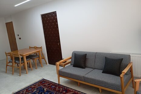 واحد 203 در هتل آپارتمان شیراز