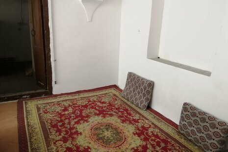 اتاق در اقامتگاه بومگردی یزد