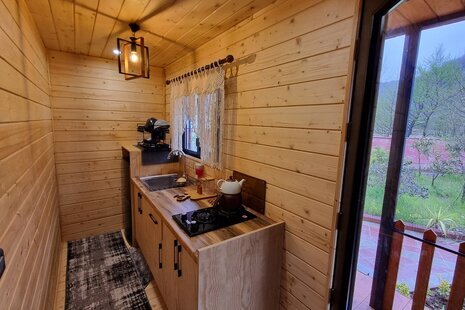 کلبه کپسولی تکخواب بلوط در رامسر