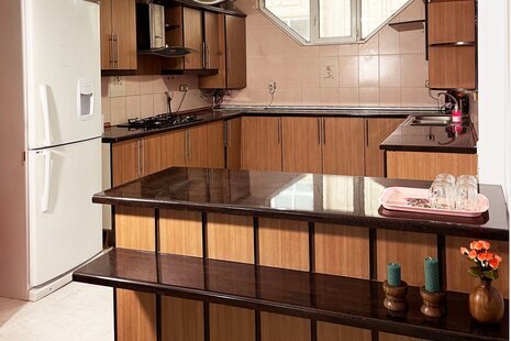 آپارتمان چهارخواب مبله زرهی 1 در شیراز