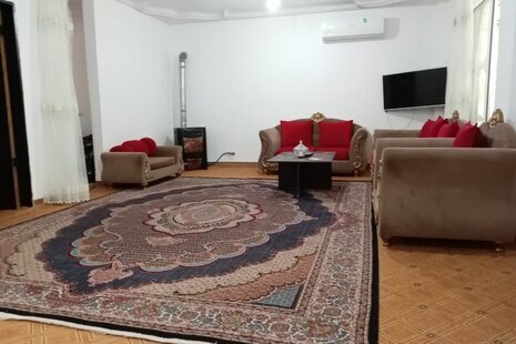 واحد دوخواب جنگلی در طبقه همکف ویلا در اسالم