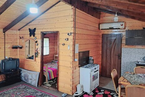 کلبه چوبی تکخواب جکوزی آرامش در سوادکوه