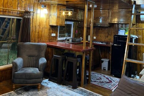 کلبه دوبلکس ساحلی دوخواب اورکا در بندرانزلی