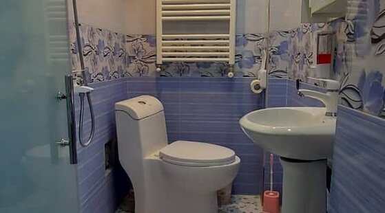 اتاق دوتخته آیینه بوم گردی در اصفهان