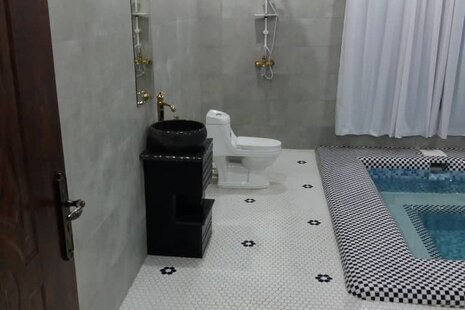 واحد در طبقه همکف در لاهیجان