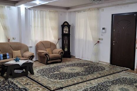 واحد مبله دوخواب در طبقه همکف ویلا شمشاد در ماسال