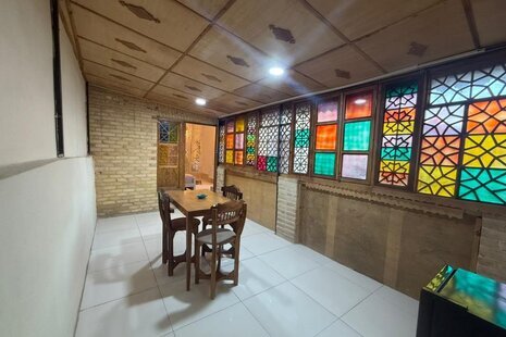 اتاق شماره 7 در اقامتگاه بومگردی شیراز