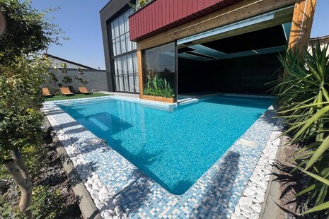 ویلا دوبلکس استخردار مبله پنج خواب افرا در رودهن