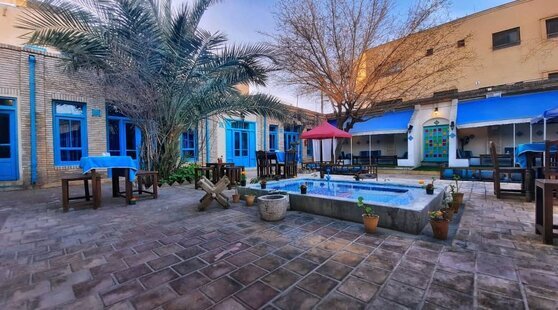 اتاق سه نفره بهشت در اقامتگاه بومگردی اصفهان