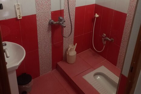 واحد دوخواب در طبقه همکف ویلا در کتالم و سادات شهر