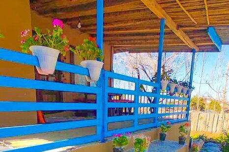 اتاق ماهگل در بومگردی تنکابن