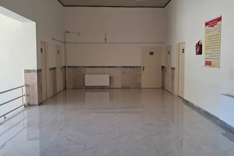 اتاق 3 تخت در اقامتگاه بومگردی آمل 1