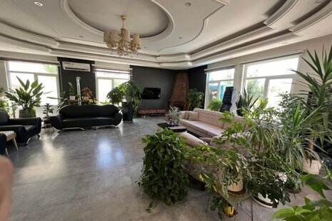 ویلا استخردار دوبلکس سه خواب لوکس در کردان