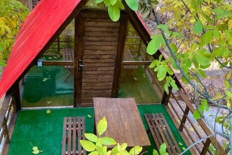 کلبه چوبی سوئیسی تکخواب در فیروزکوه