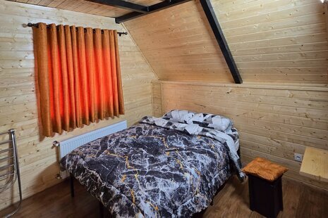 کلبه سوئیسی جکوزی دار دوخواب آراد در چالوس