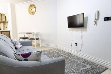 آپارتمان مبله تکخواب در شهرزیبا تهران