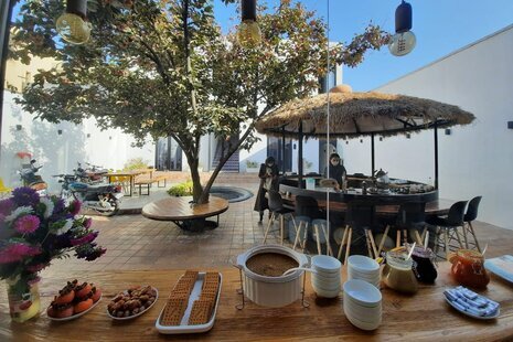 اتاق خوابگاهی 12 تخته بانوان در هاستل اصفهان