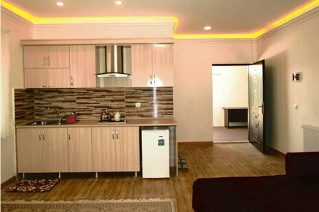 سوئیت 30متری مبله در مجتمع اقامتی فانوس در فومن