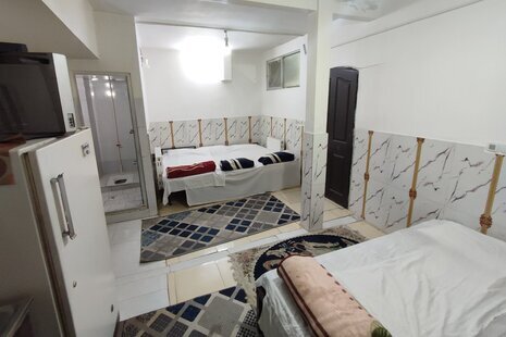 واحد مبله 50 متری نزدیک حرم در مسافرخانه مشهد