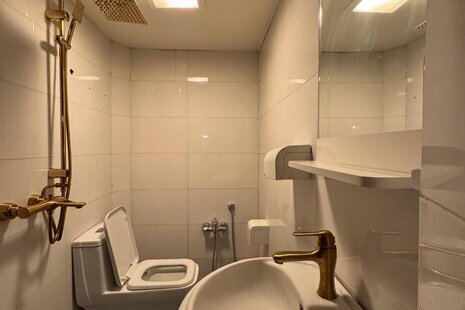 اتاق 2 نفره فروغ فرخزاد در اقامتگاه بومگردی در شیراز