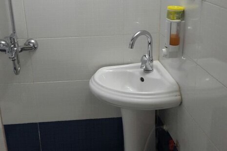 اتاق شش نفره اقامتگاه بومگردی اردکان