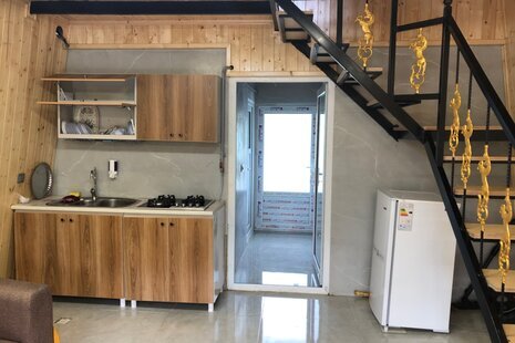 کلبه چوبی دوبلکس دوخواب مبله افرا در شیرگاه