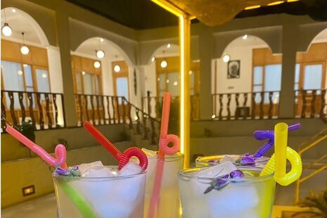 اتاق 30 متری 3 ساحلی در بومگردی جزیره هنگام