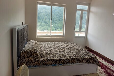 واحد در طبقه سوم ویلا شیرگاه