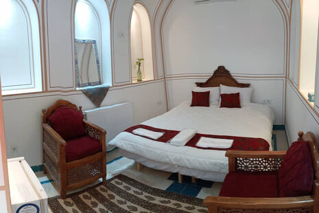 اتاق 2 نفره  همیشه بهار در هتل سنتی دراصفهان