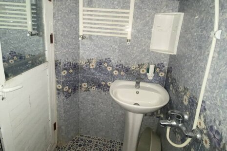 واحد دوتخت در مسافرخانه مشهد