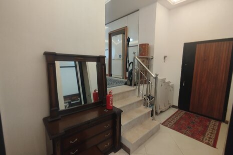 آپارتمان مبله دوخواب گلشهر 1 در زنجان
