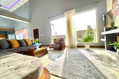 ویلا دوبلکس مبله دوخواب مریال در چهارباغ