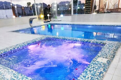 ویلا مبله تک خواب استخردار همراه با جکوزی در اصفهان