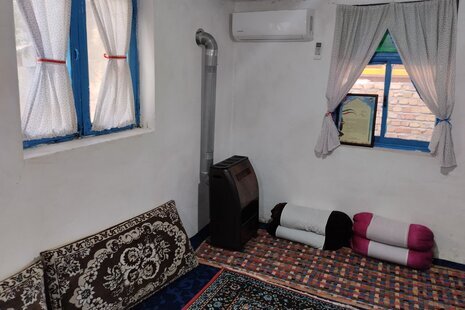 کلبه مرد کوچک در رشت