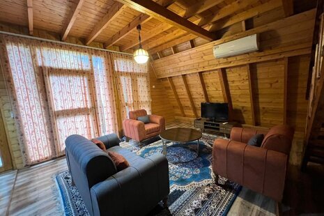 کلبه سوئیسی دوبلکس استخردار مبله تکخواب  در تنکابن