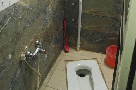 اتاق 2 تخته 2 در مهمانسرا لار