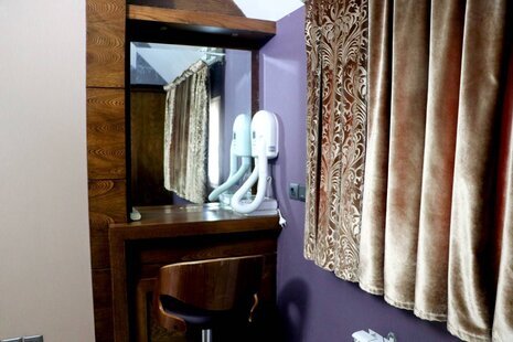 واحد 304 تکخواب لاولی روم (با صبحانه) در هتل آپارتمان اصفهان