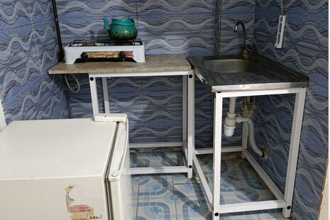 اتاق تکخواب 5 تخت در مسافرخانه در مشهد