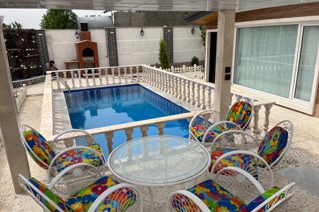 ویلا دو خواب استخرآبگرم رُز در کردان