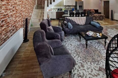 ویلای دوبلکس سه خواب  استخردار در چهار باغ