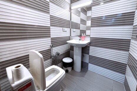 آپارتمان مبله دوخواب ورشو در کیش